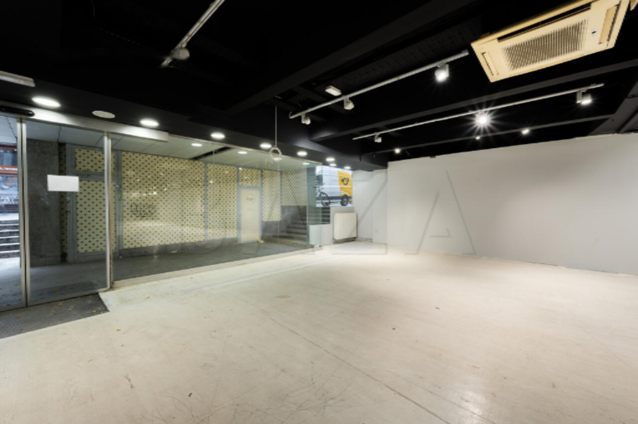 Офис в Любляне, Словения, 437 м² - фото 7