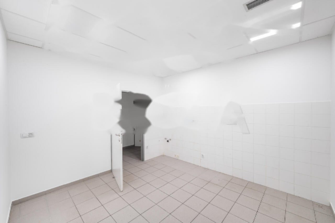 Офис в Любляне, Словения, 458 м² - фото 11