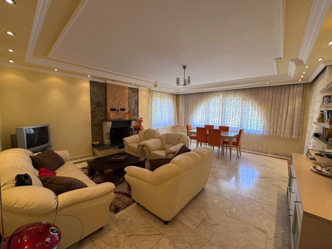 Вилла в Алании, Турция, 350 м² - фото 2