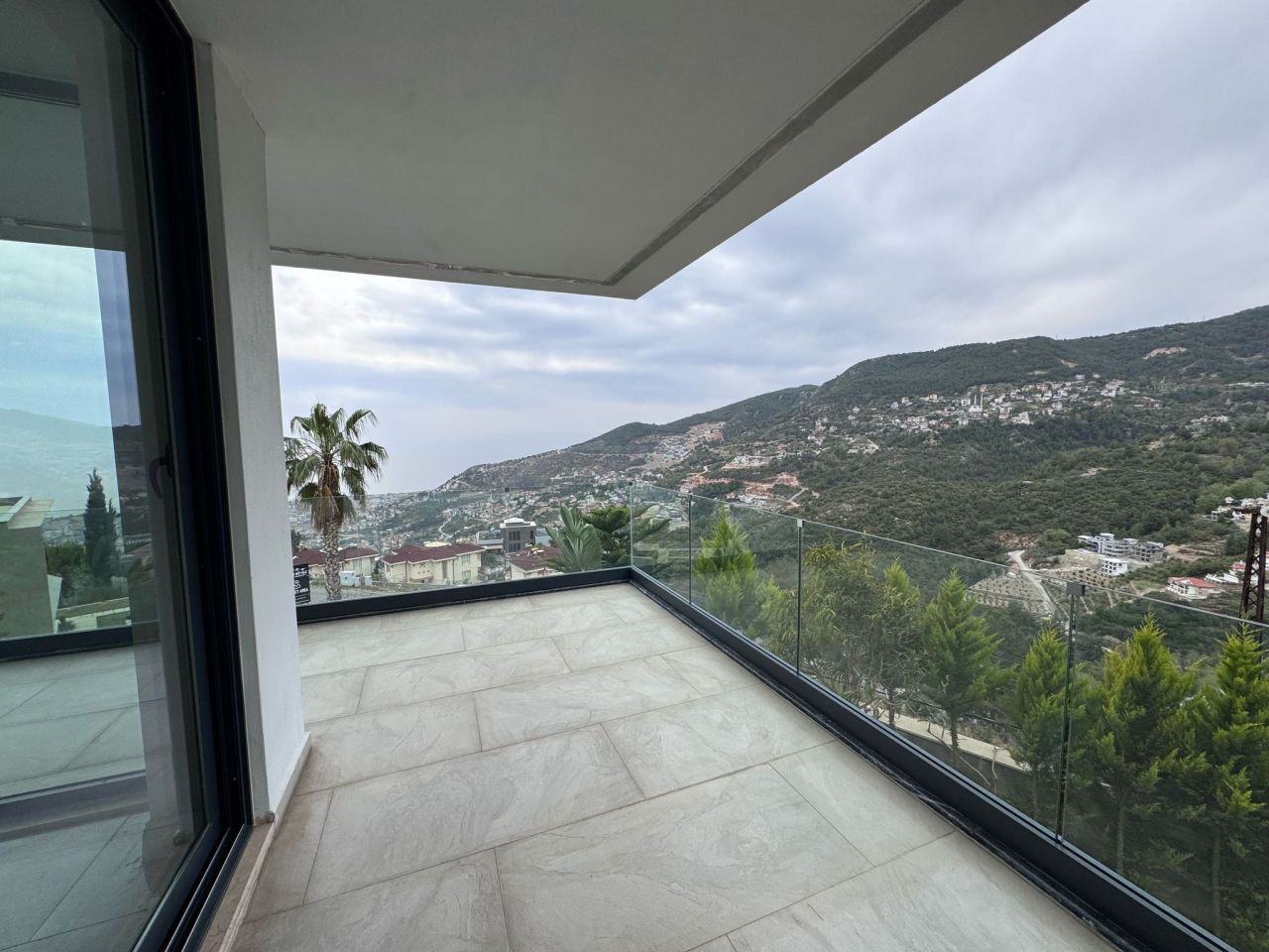 Вилла в Алании, Турция, 680 м² - фото 19