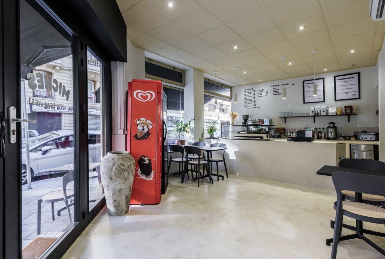 Кафе, ресторан в Ницце, Франция, 120 м² - фото 3