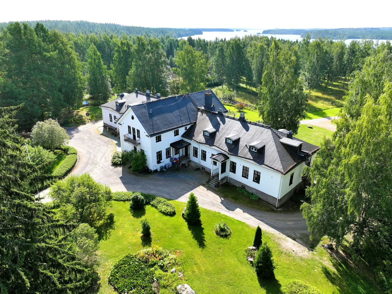 Коттедж в Хирвенсалми, Финляндия, 1 717 м² - фото 3