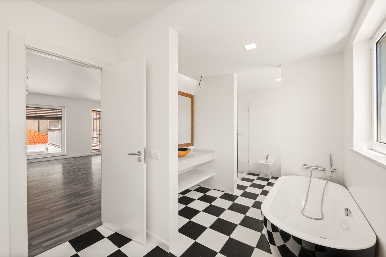 Дом в Лиссабоне, Португалия, 295.3 м² - фото 2