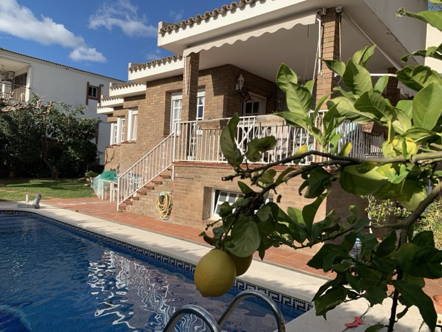 Шале в Камбрильсе, Испания, 230 м² - фото 2