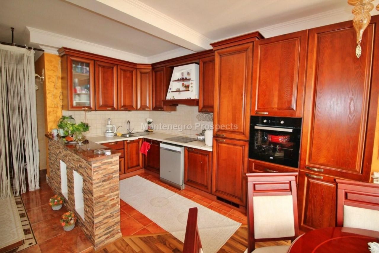 Дом в Шушани, Черногория, 194 м² - фото 6