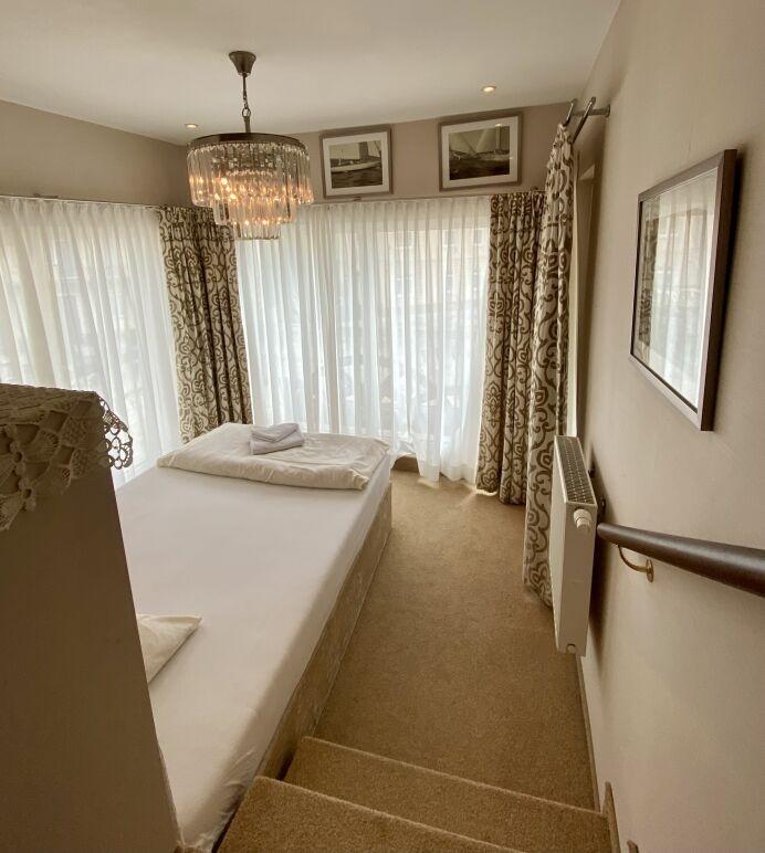 Отель, гостиница St. Valentin, Австрия, 1 600 м² - фото 1