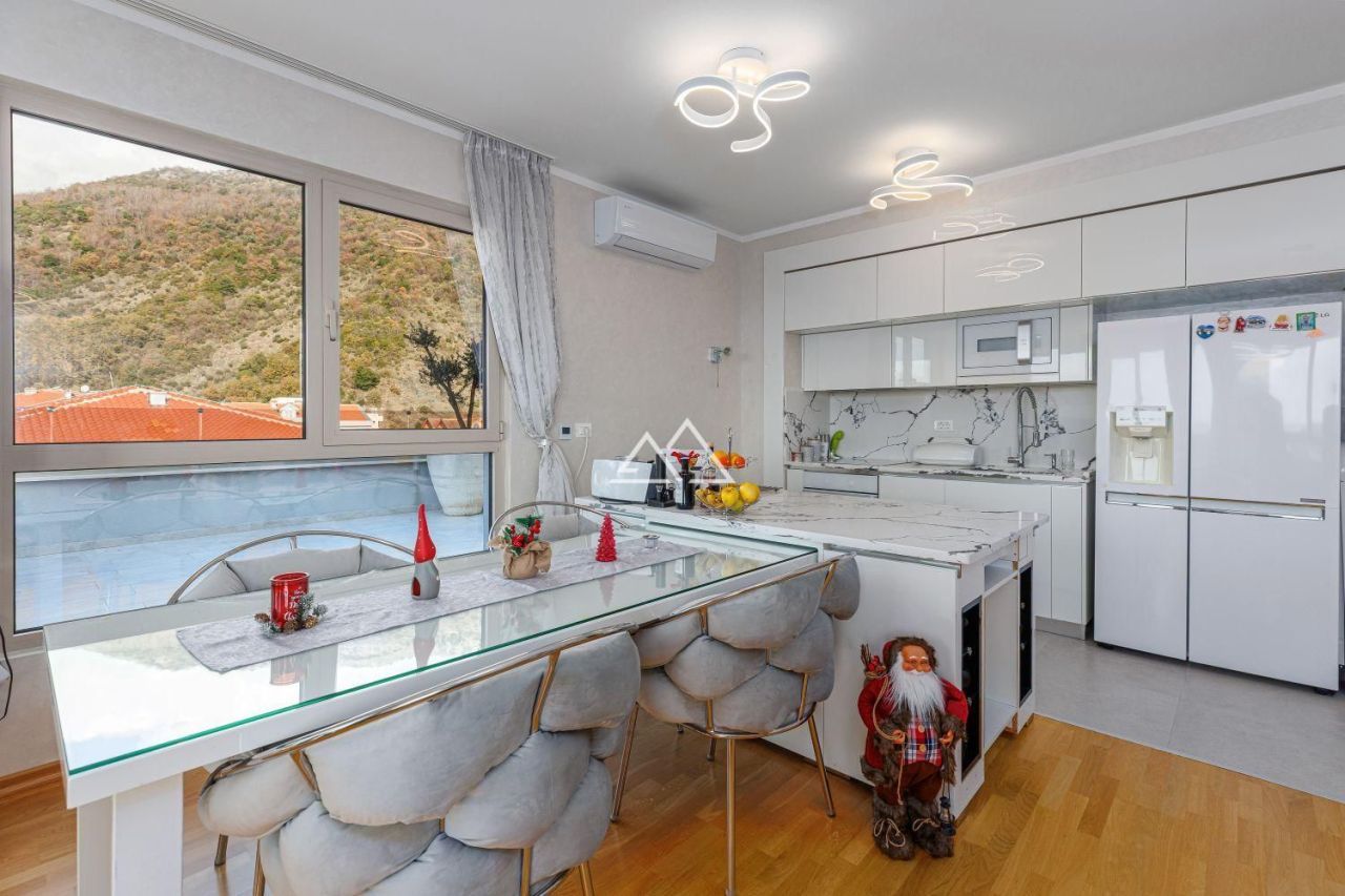 Апартаменты в Бечичи, Черногория, 104 м² - фото 10