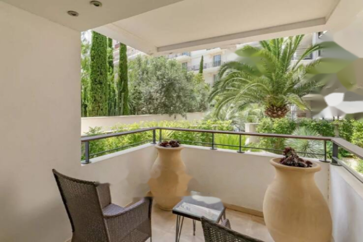 Квартира в Каннах, Франция, 52 м² - фото 1