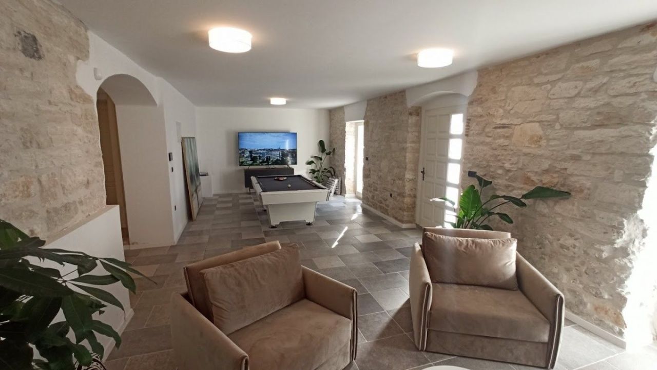 Дом в Пуле, Хорватия, 350 м² - фото 13