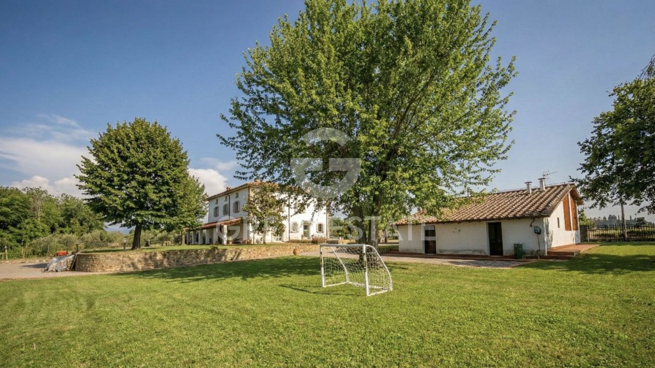 Дом в Ареццо, Италия, 534 м² - фото 7