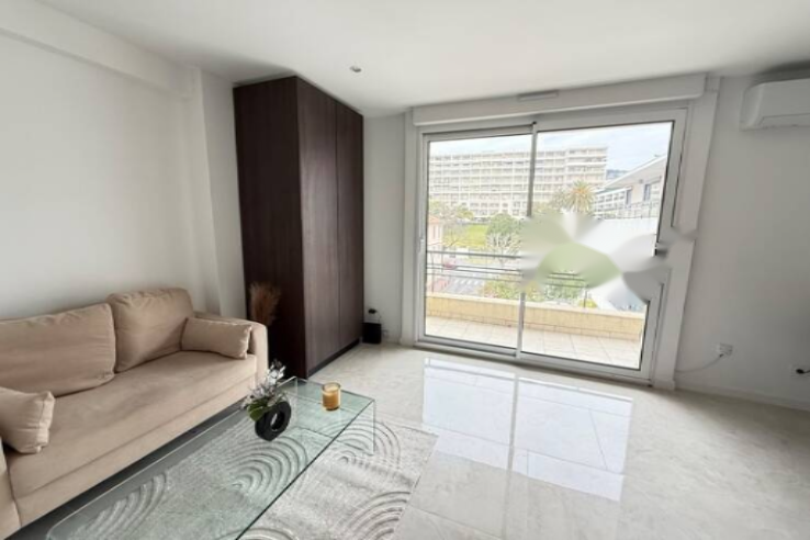 Квартира в Каннах, Франция, 31 м² - фото 2