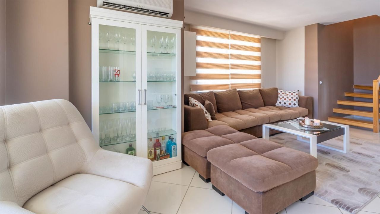 Квартира в Алании, Турция, 170 м² - фото 1