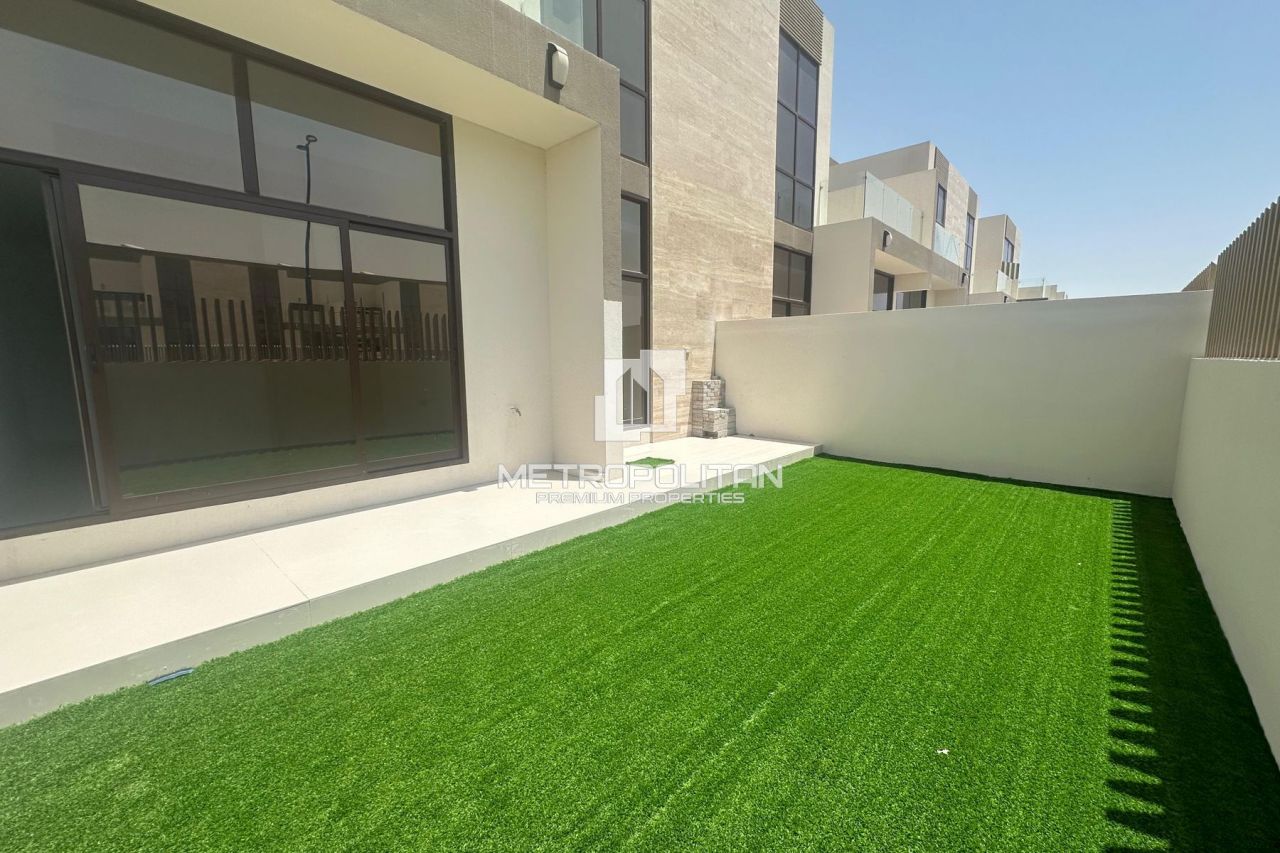 Таунхаус в Дубае, ОАЭ, 258 м² - фото 2