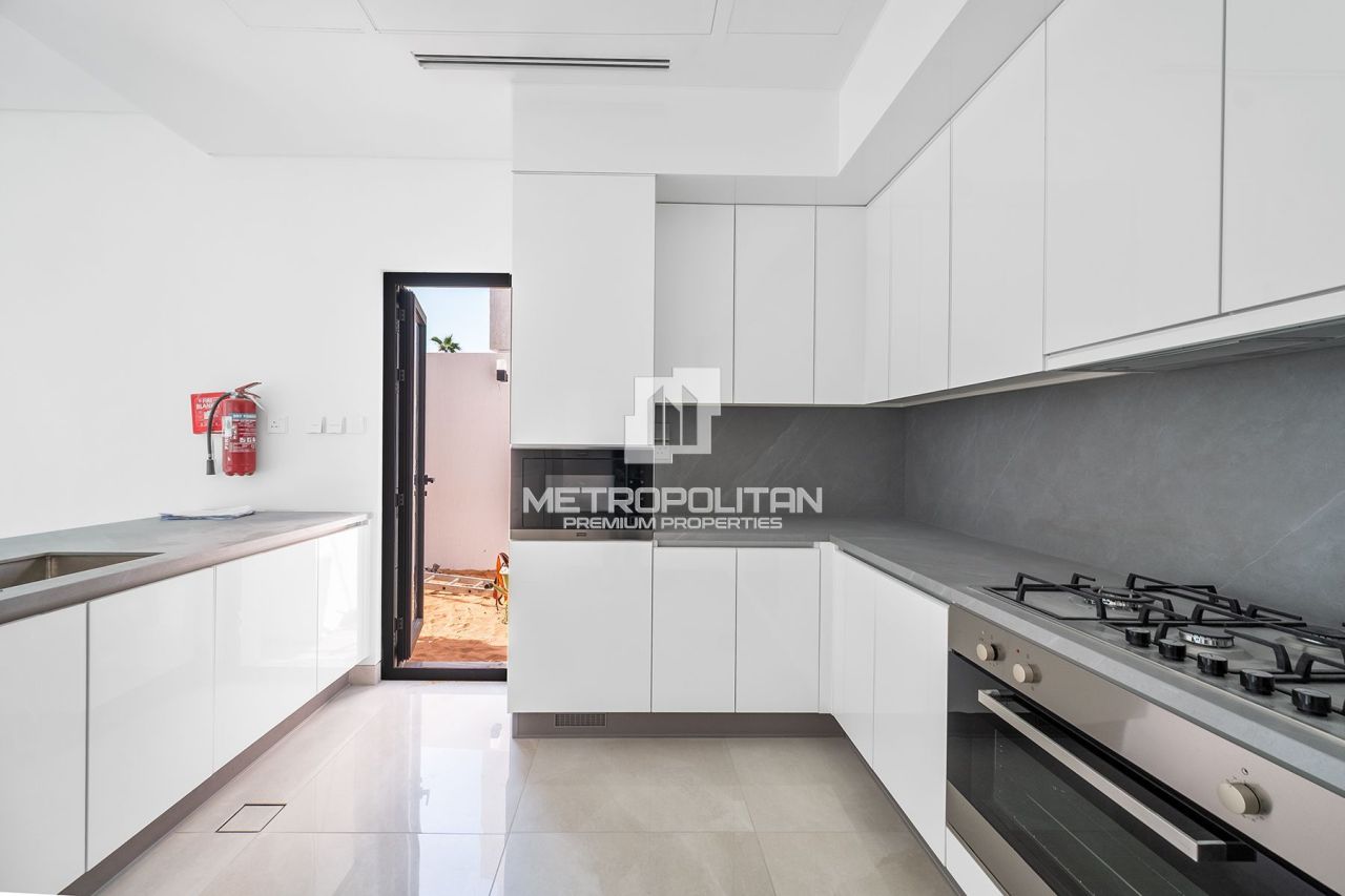 Вилла в Рас-эль-Хайме, ОАЭ, 608 м² - фото 10