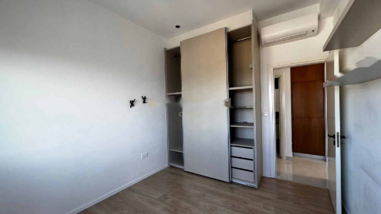 Квартира в Айос-Атанасиосе, Кипр, 184 м² - фото 12