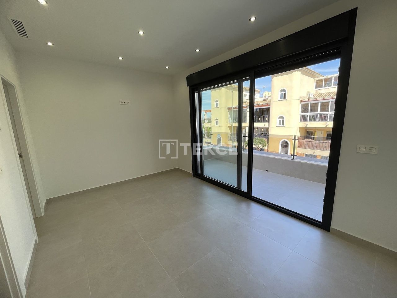 Вилла в Альморади, Испания, 134 м² - фото 16