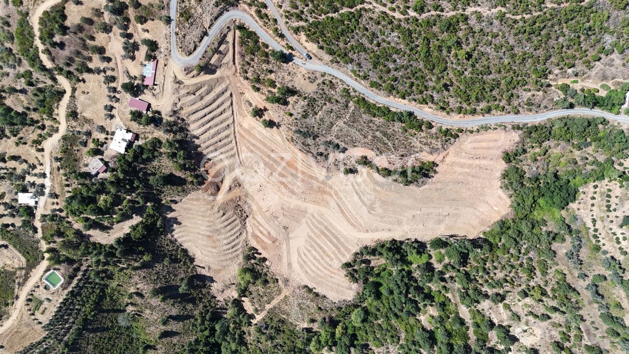 Земля в Газипаше, Турция, 23 400 м² - фото 5