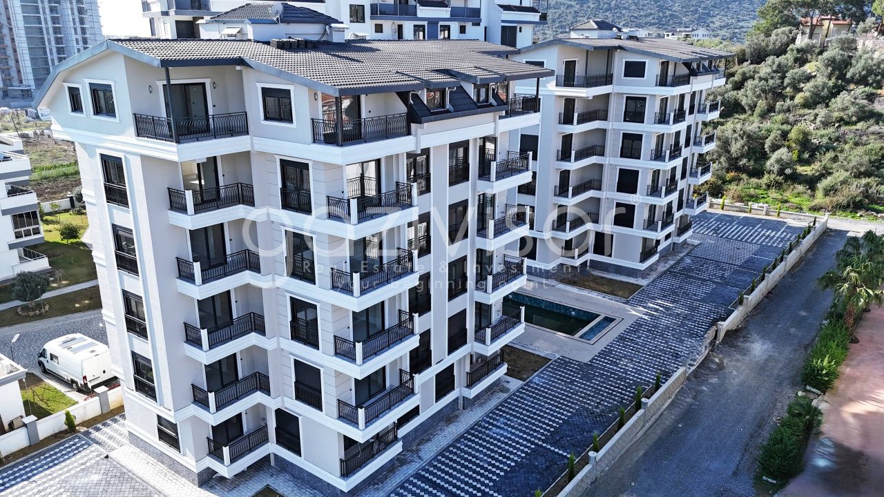 Апартаменты в Газипаше, Турция, 160 м² - фото 2