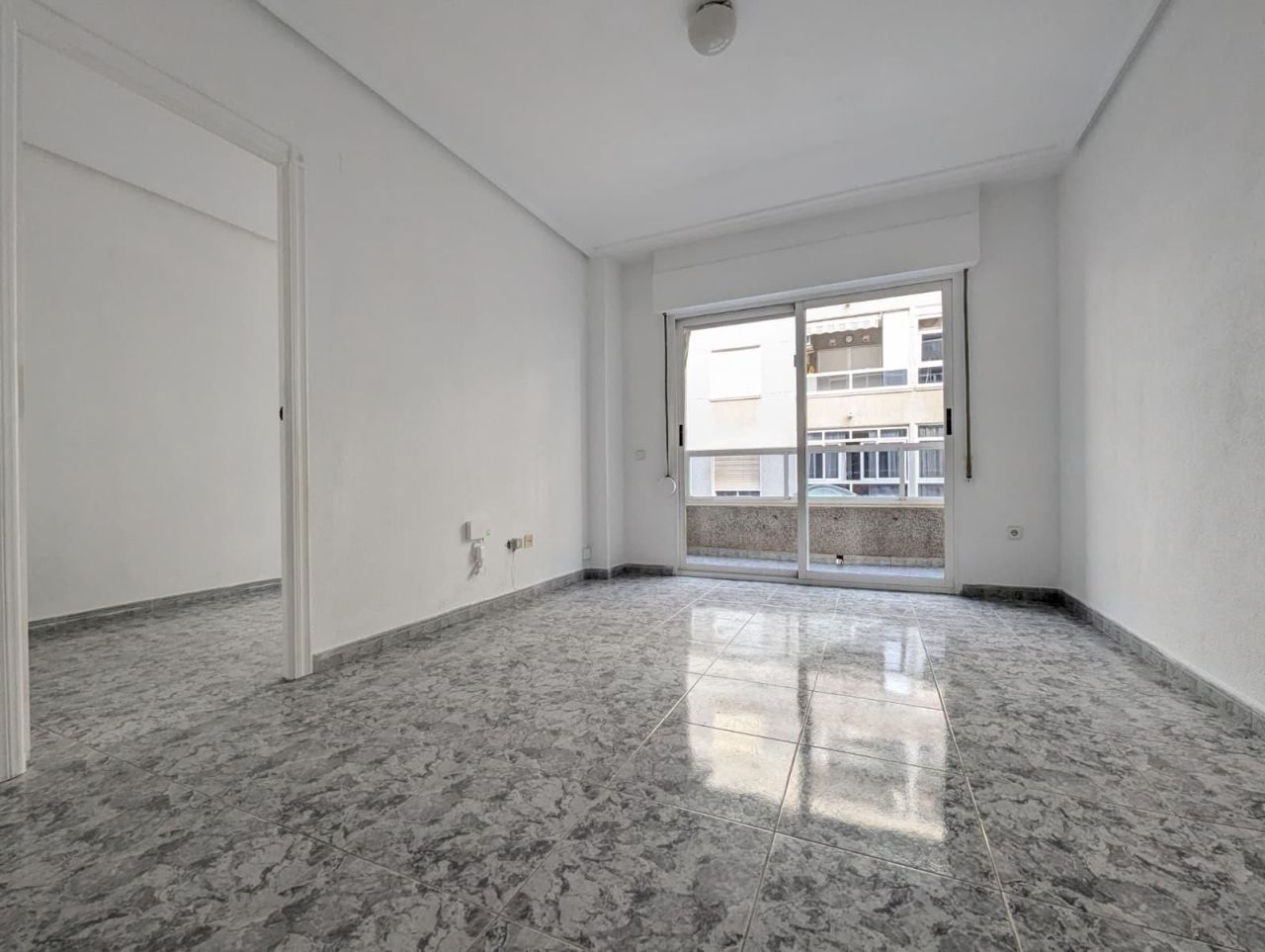 Квартира в Торревьехе, Испания, 60 м² - фото 2