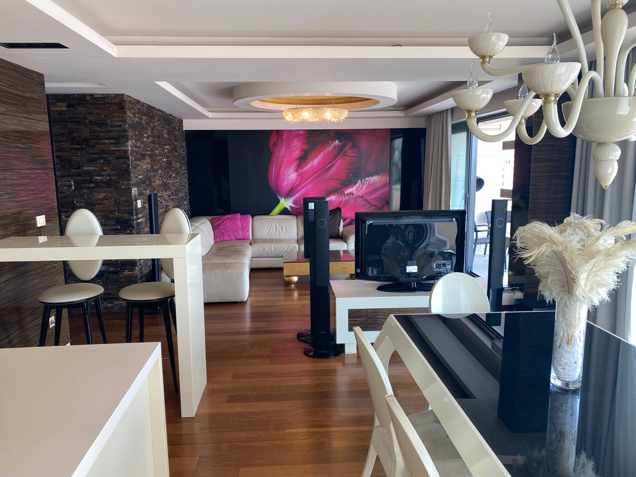 Квартира в Тивате, Черногория, 111 м² - фото 7