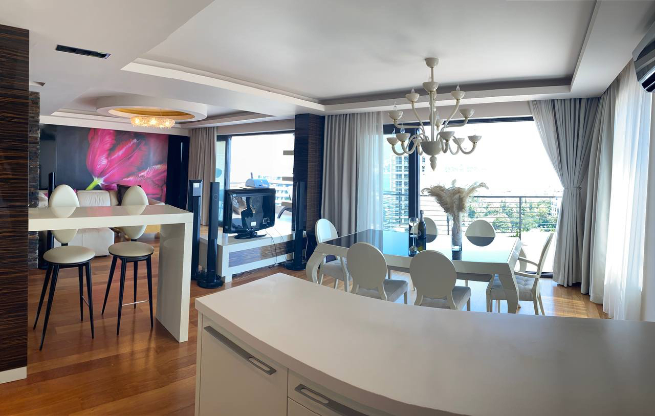 Квартира в Тивате, Черногория, 111 м² - фото 11