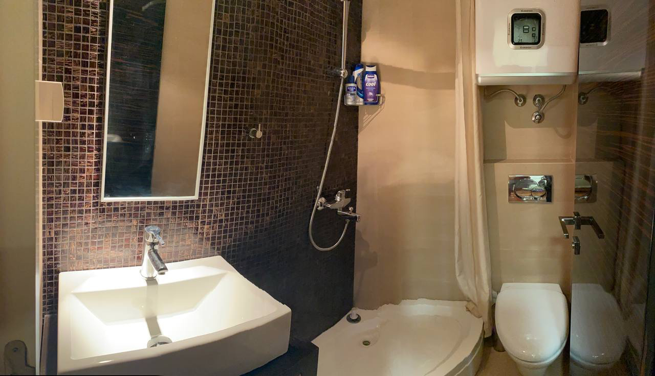 Квартира в Тивате, Черногория, 111 м² - фото 17