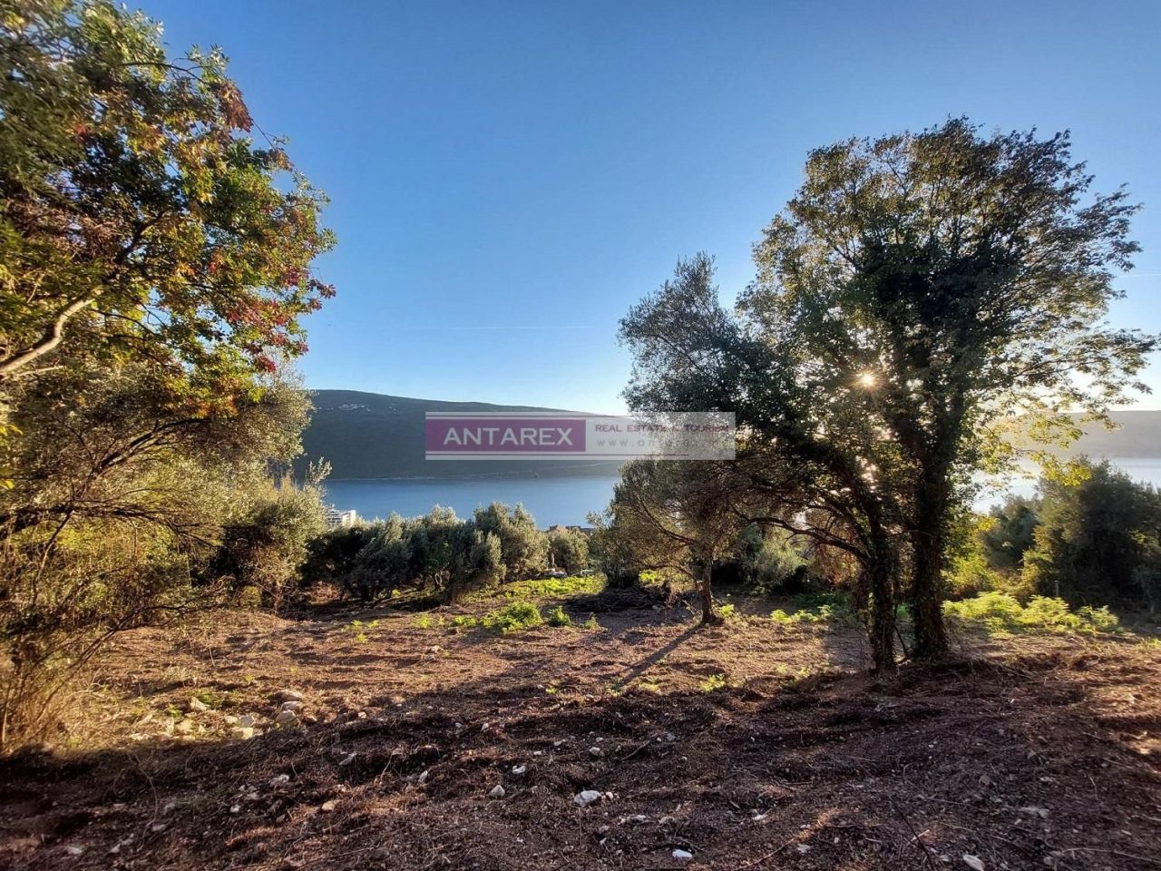 Земля в Кумборе, Черногория, 15 462 м² - фото 1