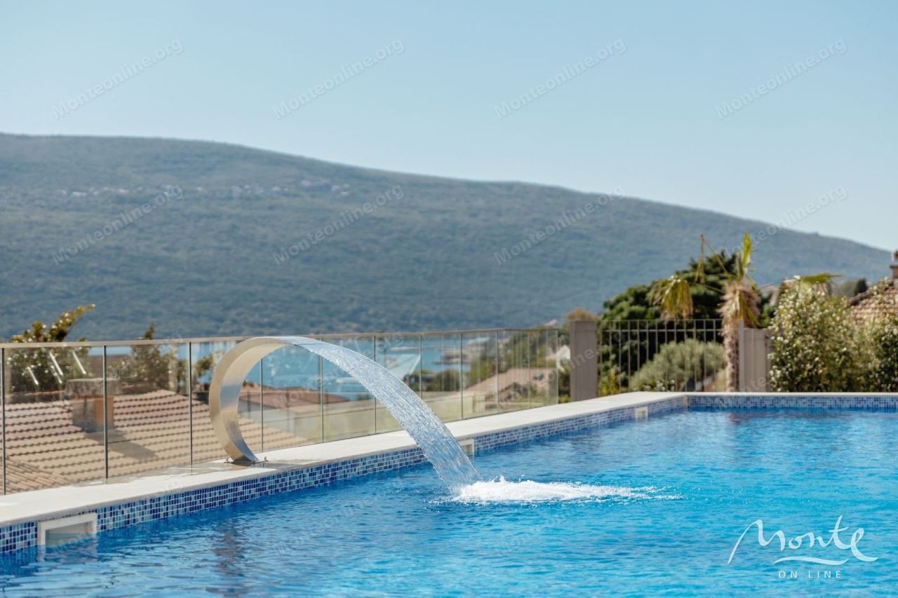 Апартаменты в Баошичах, Черногория, 87 м² - фото 1