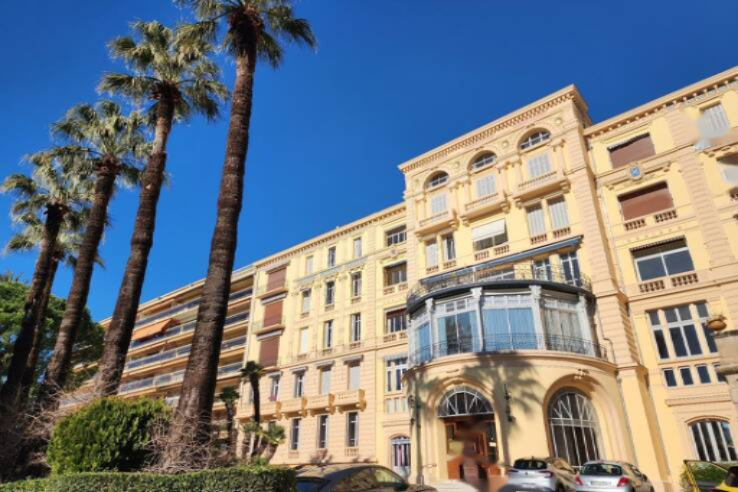 Квартира в Каннах, Франция, 60 м² - фото 1