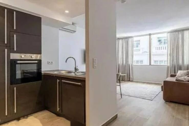 Квартира в Каннах, Франция, 48 м² - фото 1