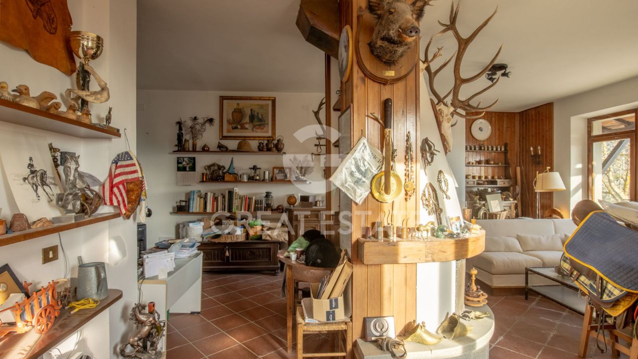 Дом в Кортоне, Италия, 491.6 м² - фото 12