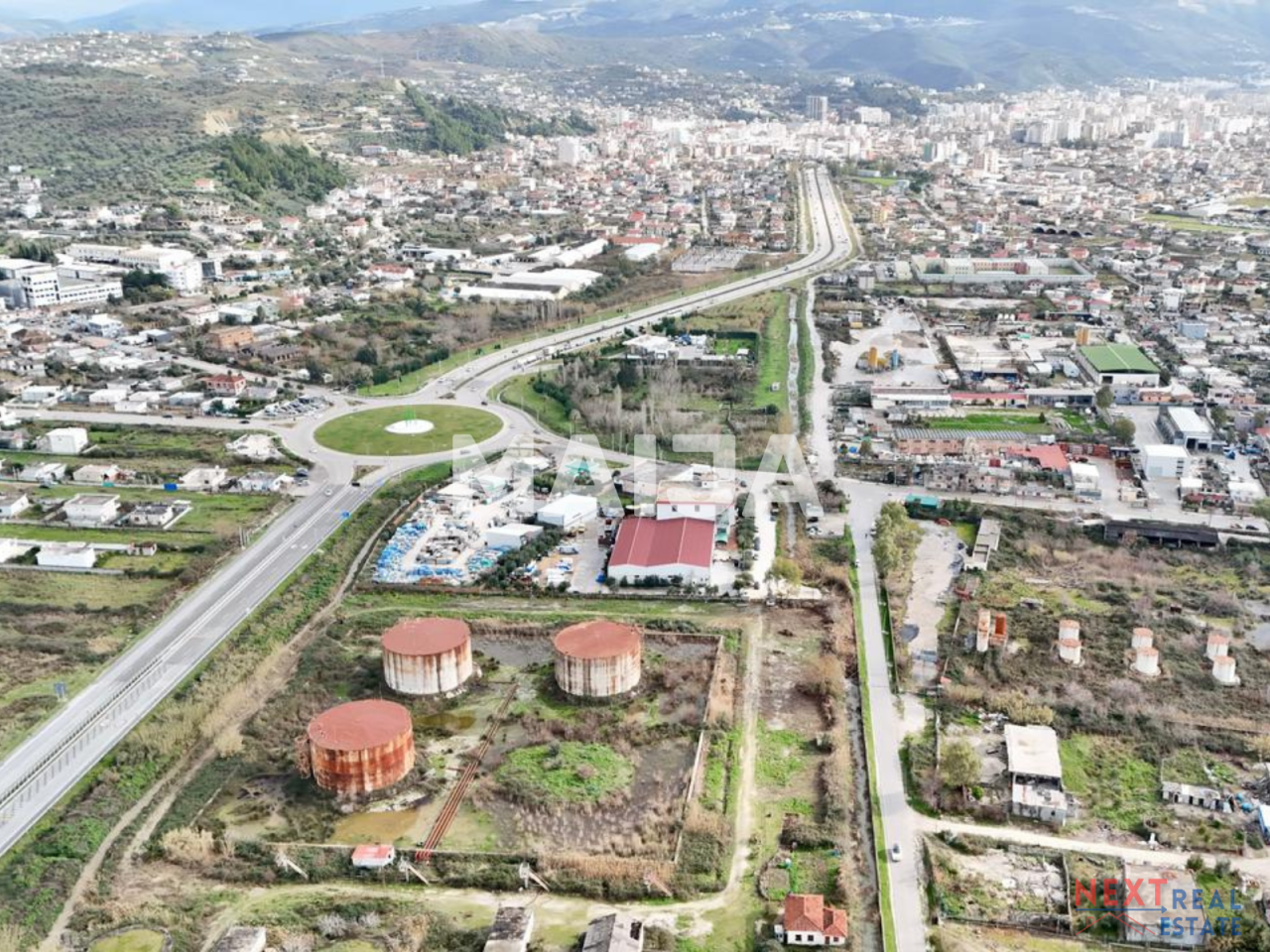 Земля во Влёре, Албания - фото 1