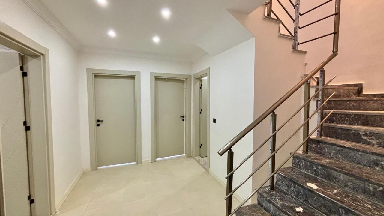 Апартаменты в Алании, Турция, 180 м² - фото 11