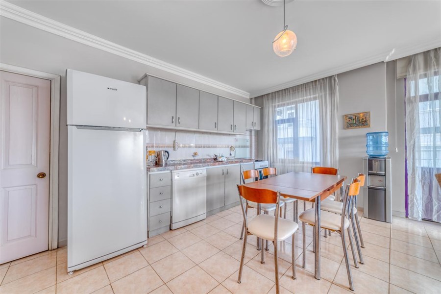 Квартира в Алании, Турция, 130 м² - фото 4