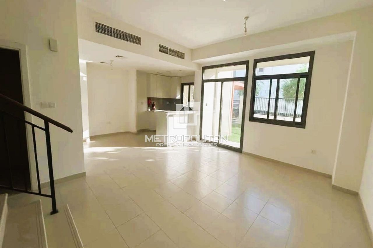 Таунхаус в Дубае, ОАЭ, 203 м² - фото 2