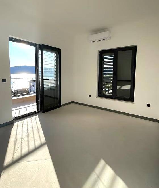 Квартира в Херцег-Нови, Черногория, 22 м² - фото 6