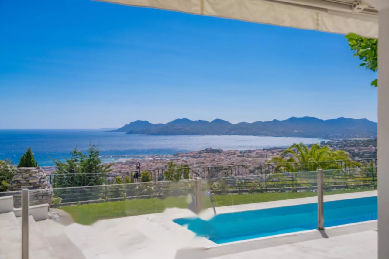 Квартира в Каннах, Франция, 208 м² - фото 1