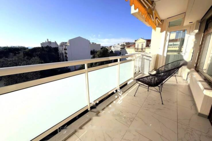 Квартира в Каннах, Франция, 107 м² - фото 2