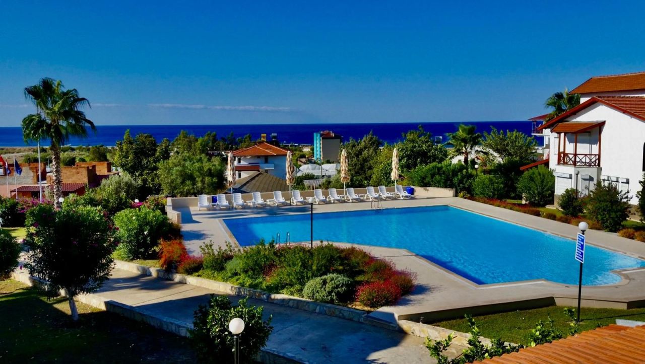 Вилла в Алании, Турция, 200 м² - фото 1