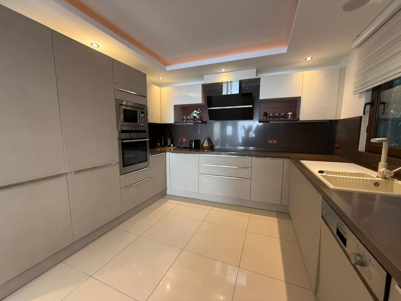 Вилла в Алании, Турция, 250 м² - фото 10