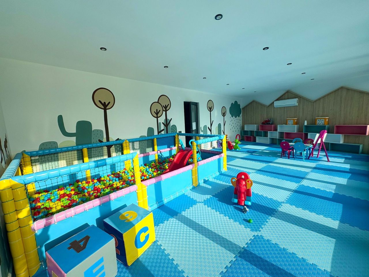 Апартаменты в Алании, Турция, 49 м² - фото 14