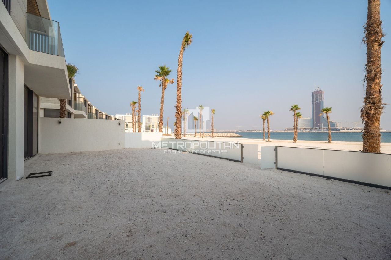 Вилла в Рас-эль-Хайме, ОАЭ, 361 м² - фото 2