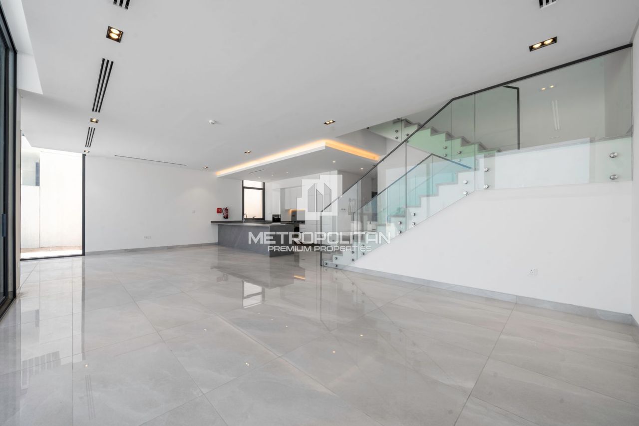 Вилла в Рас-эль-Хайме, ОАЭ, 361 м² - фото 6