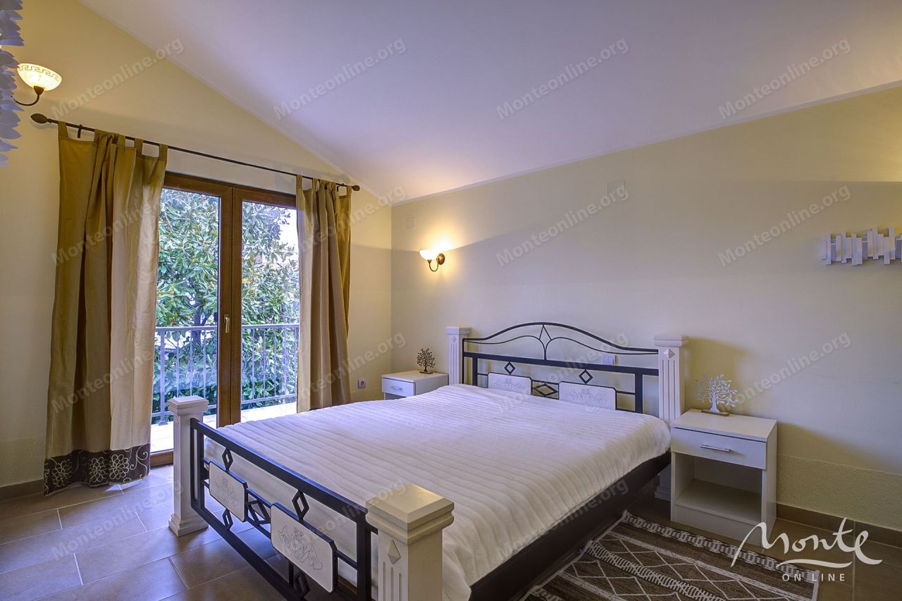 Вилла в Биеле, Черногория, 162 м² - фото 18