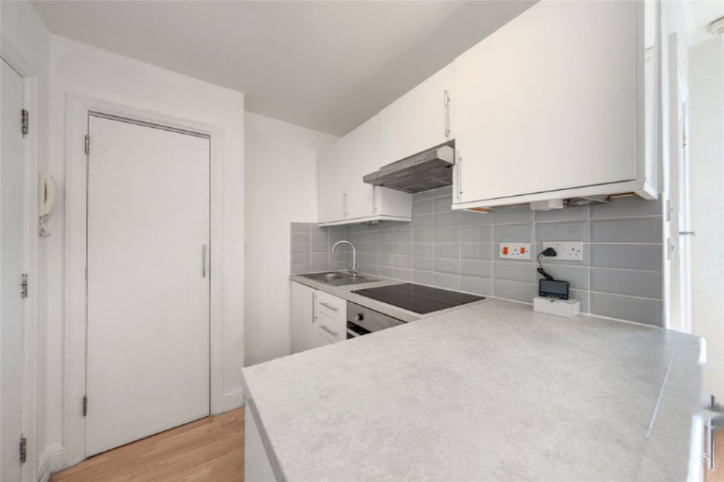 Квартира в Лондоне, Великобритания, 35 м² - фото 1