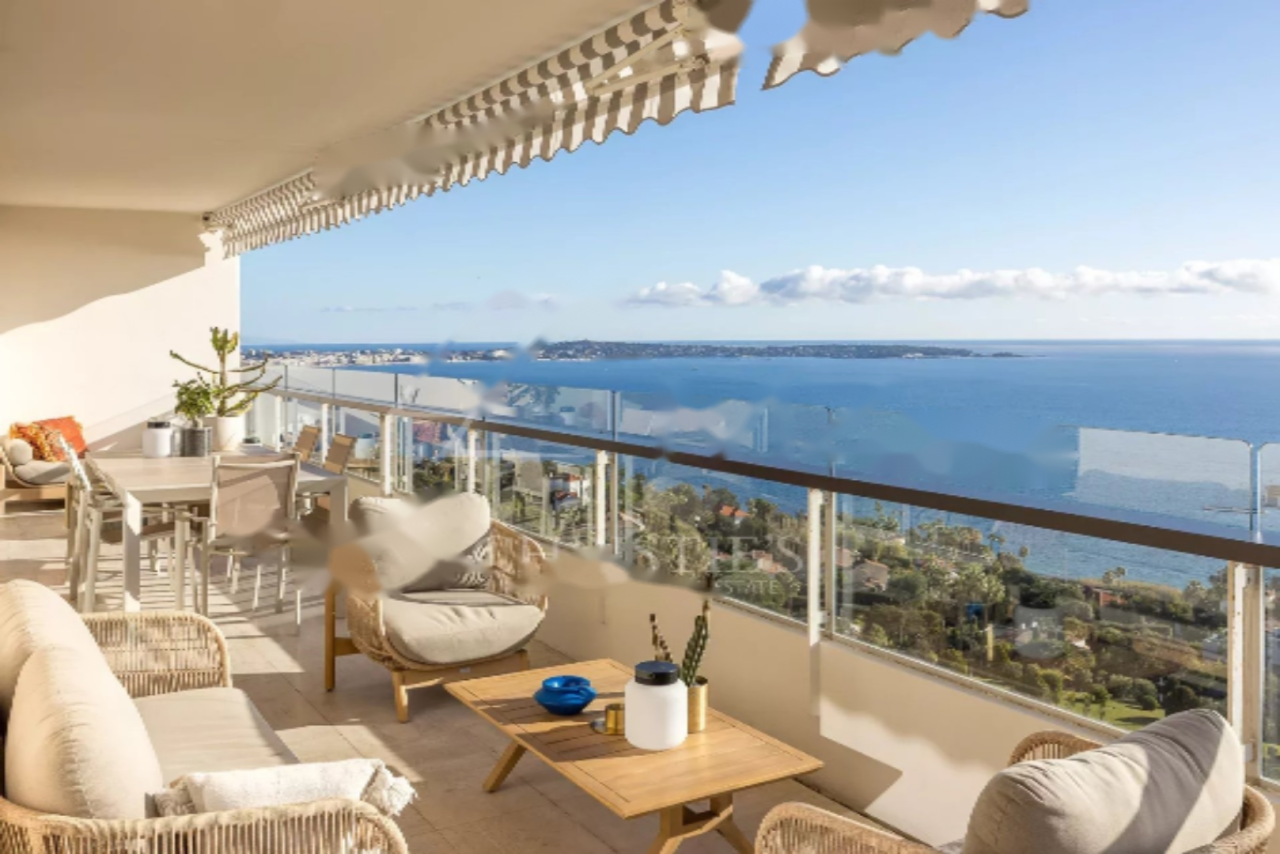 Квартира в Каннах, Франция, 134 м² - фото 1