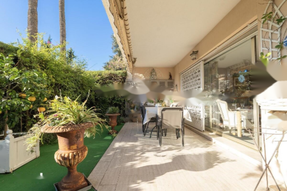 Квартира в Каннах, Франция, 64 м² - фото 1