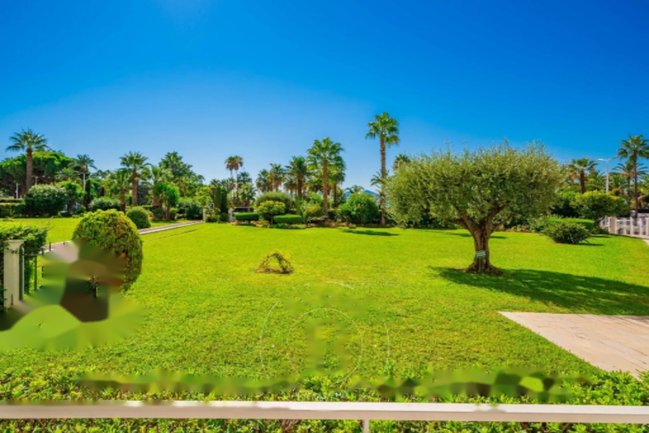 Квартира в Каннах, Франция, 107 м² - фото 12