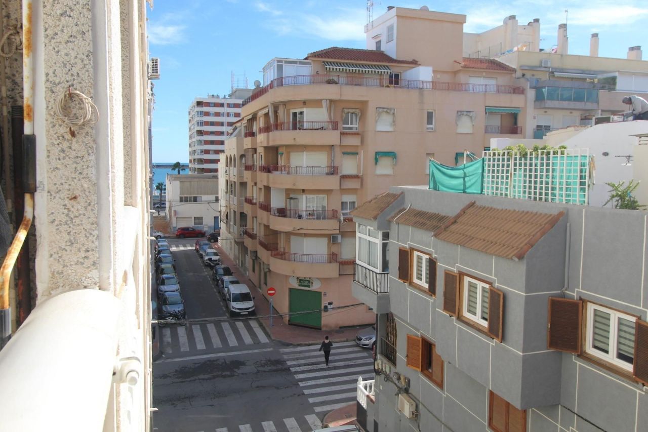 Квартира в Торревьехе, Испания, 58 м² - фото 1