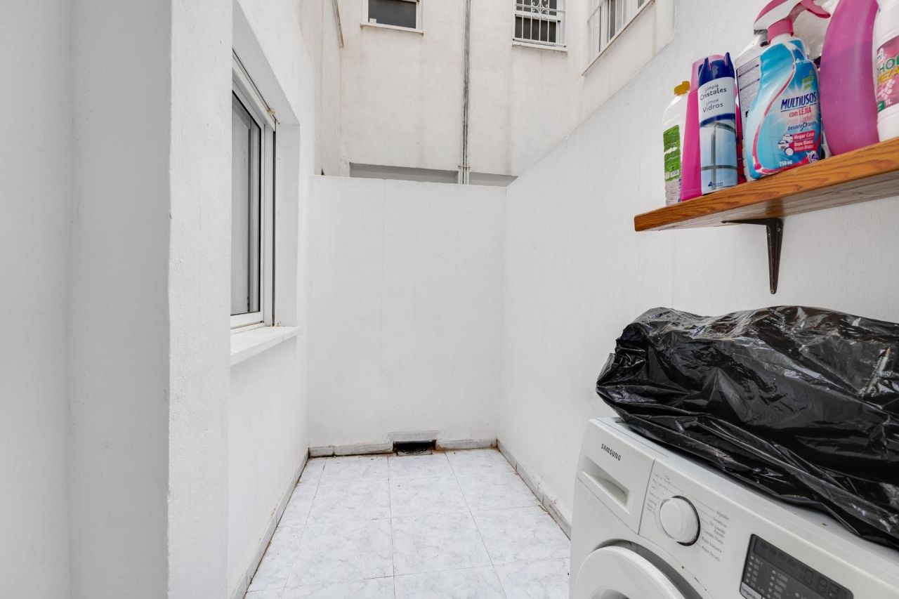 Квартира в Торревьехе, Испания, 52 м² - фото 11